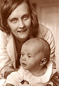Astrid Lindgren mit Kind