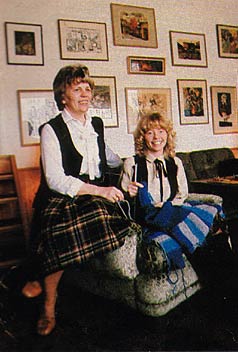 Inger Nilsson mit ihrer Mutter